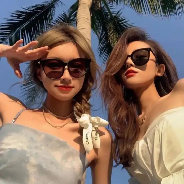 老爷车 海报